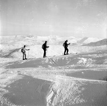 Ski-ing