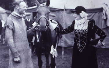 Lionel Lightfoot and Lady Carlisle at the 1931 Newcastle Pageant