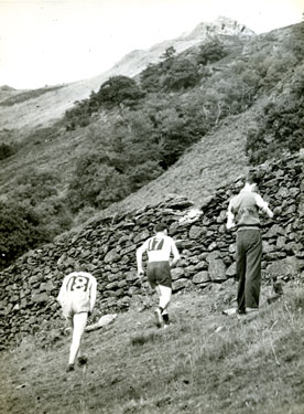 Grasmere Sports. Guides race